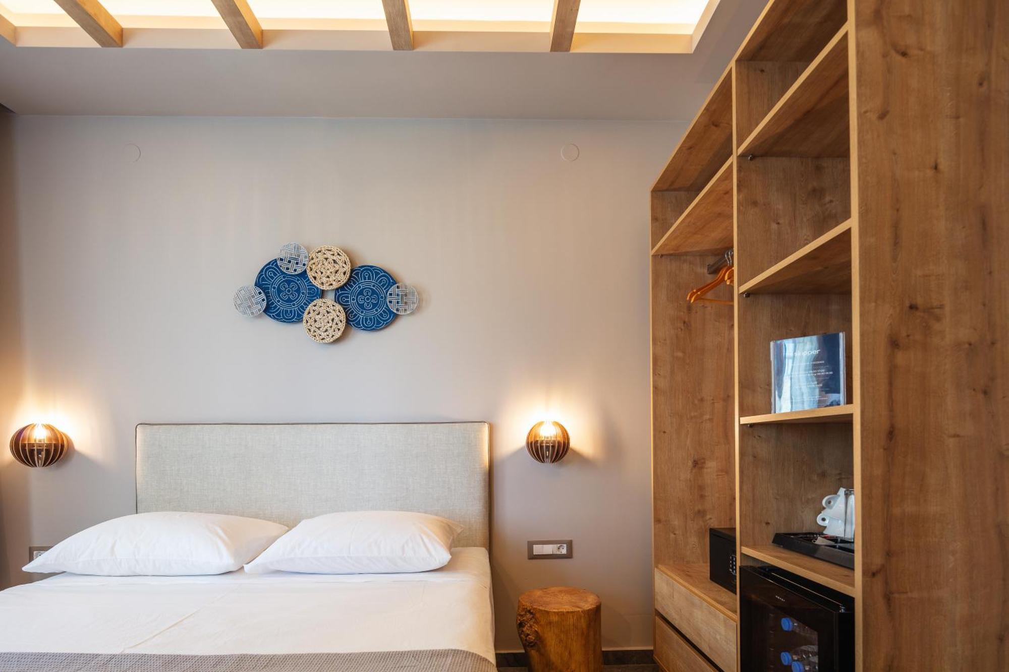 Skipper Beachfront Suites Khersónisos Rom bilde