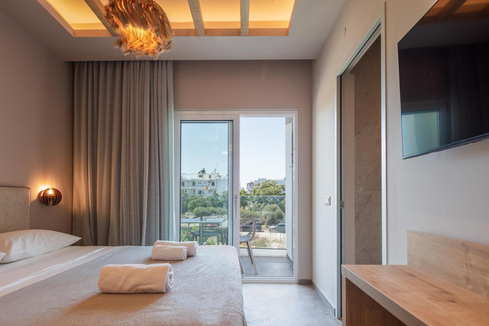 Skipper Beachfront Suites Khersónisos Rom bilde