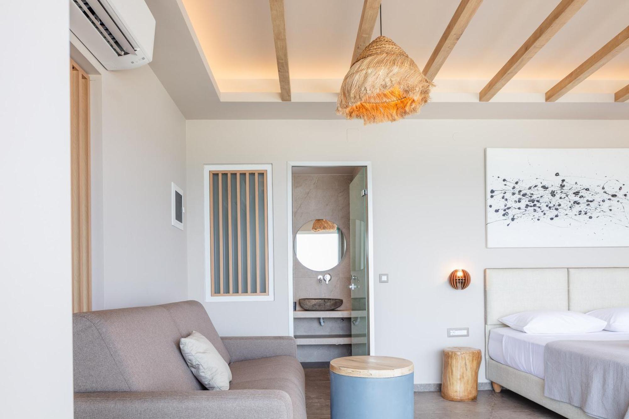 Skipper Beachfront Suites Khersónisos Eksteriør bilde